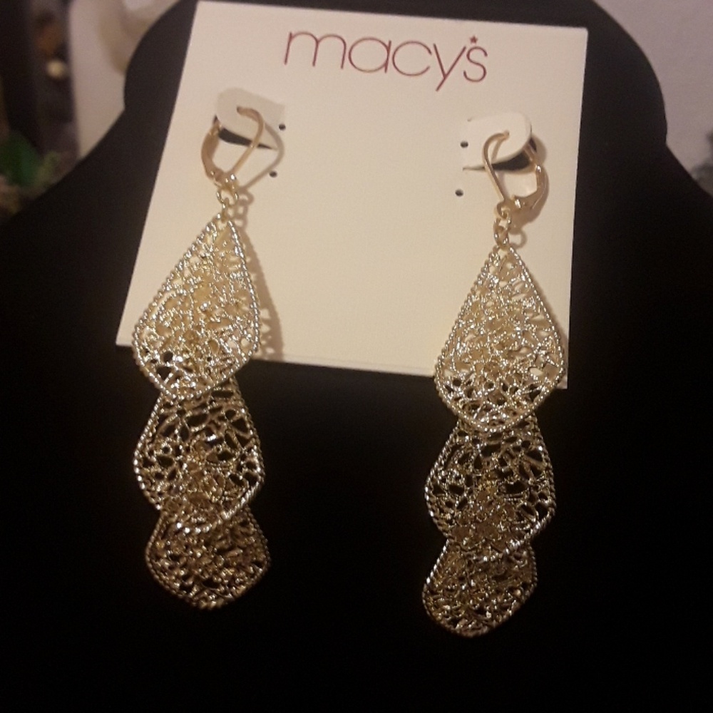 New Macy's goldtone tier style earrings